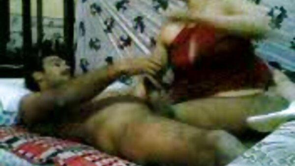 Das perverse blasse Küken Cytherea verwandelt Mish kostenfreie deutsche erotikfilme in einen harten Doggy-Fick